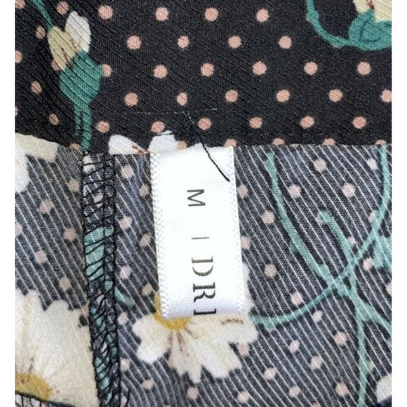 Daisy Floral Ruffle Shorts Polka Dot High Waist‎ Black Junior Size Medium - Picture 3 of 8